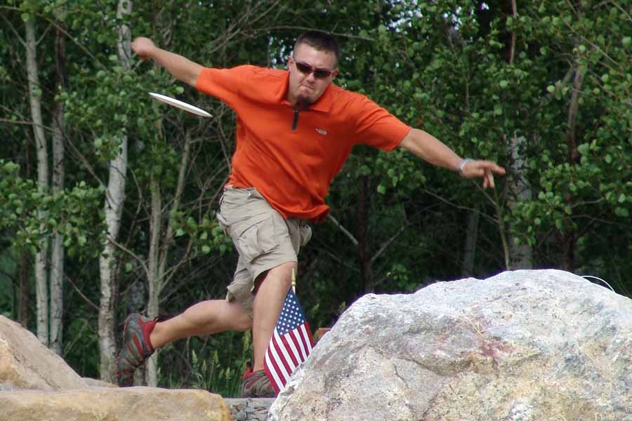 ../Images/JesseSellandPDGA26784.JPG